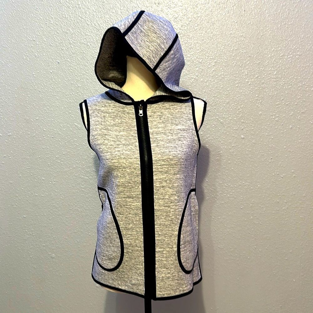 Lululemon athletica insculpt reversible women’s vest size 6